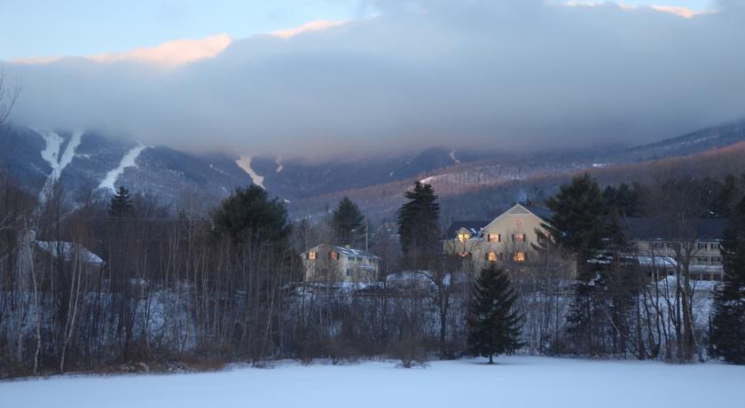 The Sugarbush Inn - photo 3