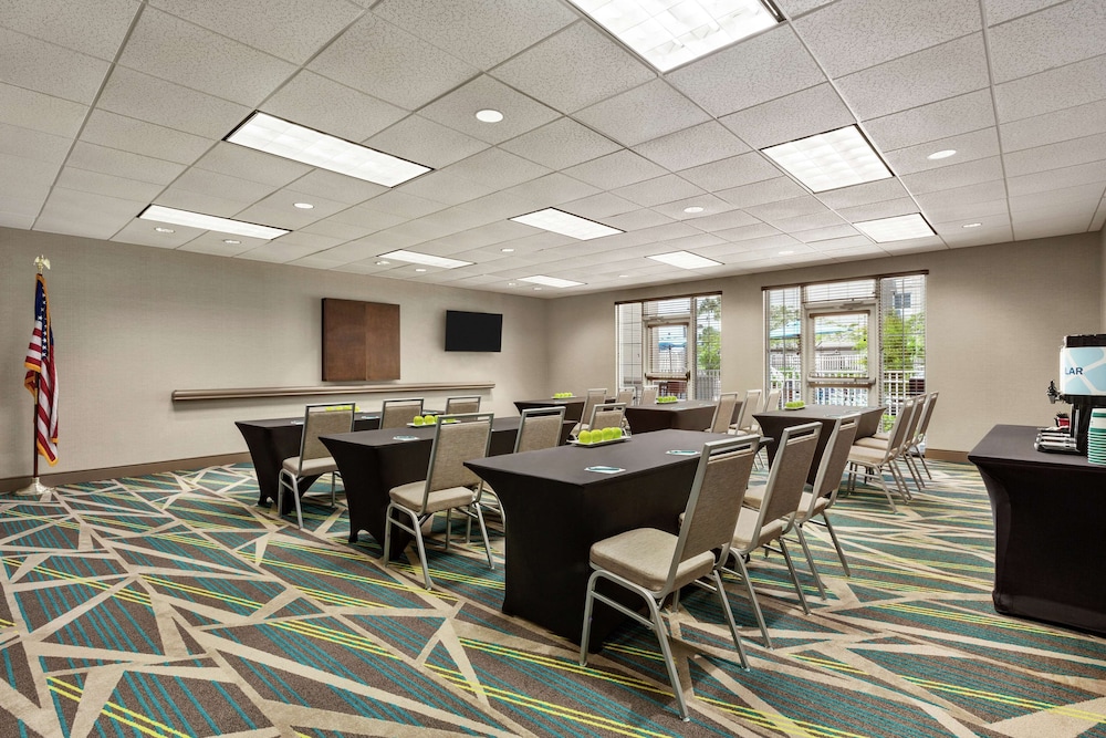 Homewood Suites by Hilton Fort Myers Airport FGCU - photo 36