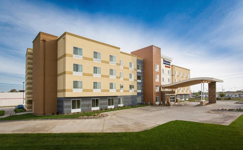 Fairfield by Marriott Inn & Suites San Francisco Airport Oyster Point Area - photo 37