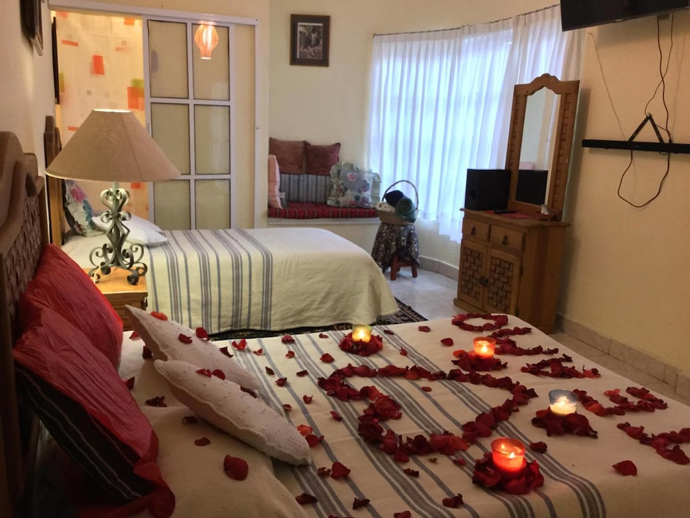 Hospedaje El Mesón De La Luna Adults Only in Tepoztlan, Mexico