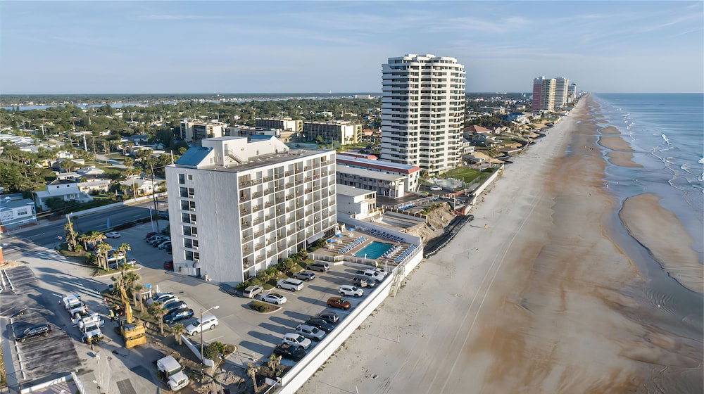 Tropical Winds Oceanfront Hotel - photo 96