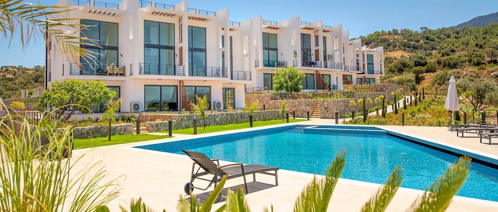 Idyll Holiday Homes — 4-Star Luxury Hotel in Kyrenia, Cyprus
