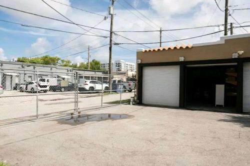 Cozy Little Havana Apt Centrally located Hv2 — 4-Star Luxury Hotel in Miami, United States