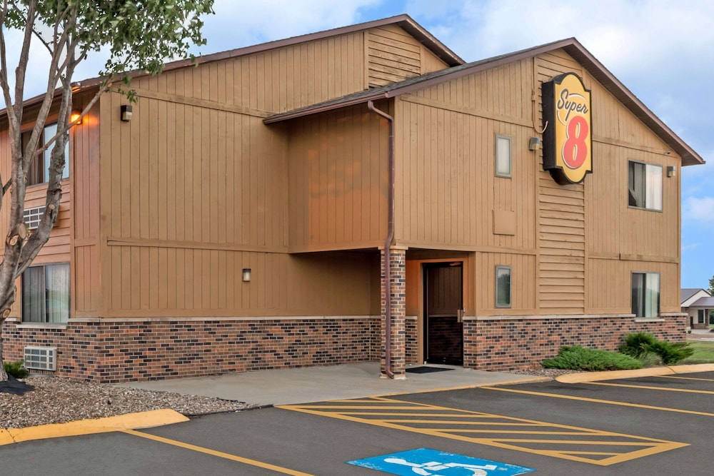 Super 8 by Wyndham Smithville Kansas City - photo 22