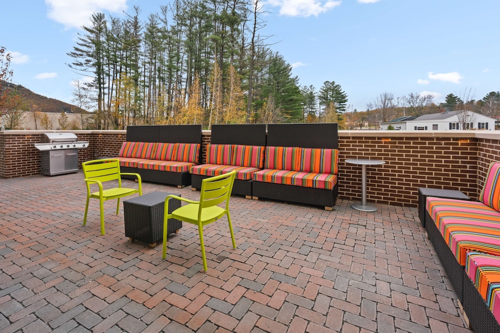 Home2 Suites by Hilton North Conway - photo 78