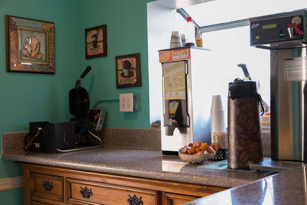 The Shores Inn and Beach Houses - photo 47