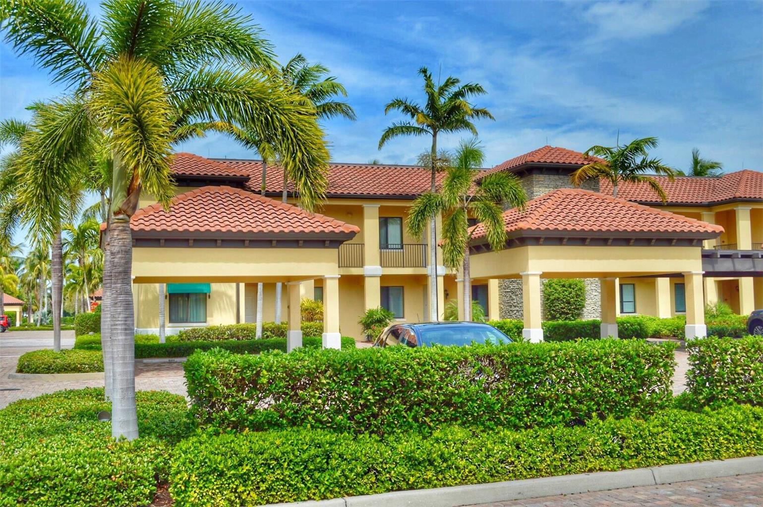 Naples Bay Resort & Marina - photo 6