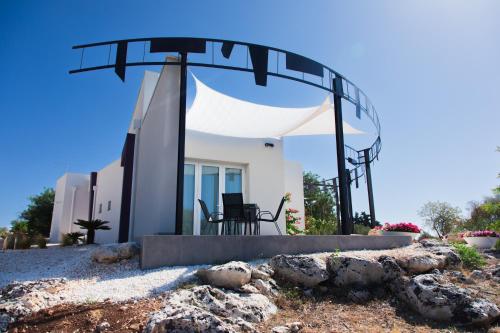 Le Cave di Fontane Bianche — 4-Star Luxury Hotel in Cassibile, Italy