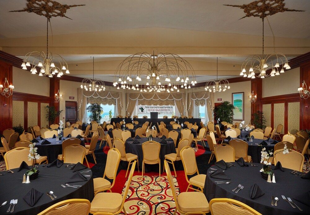 Plaza Resort & Spa - photo 58