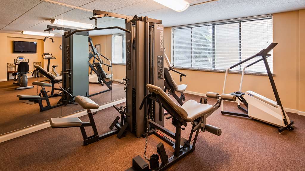 Best Western East Towne Suites - photo 31