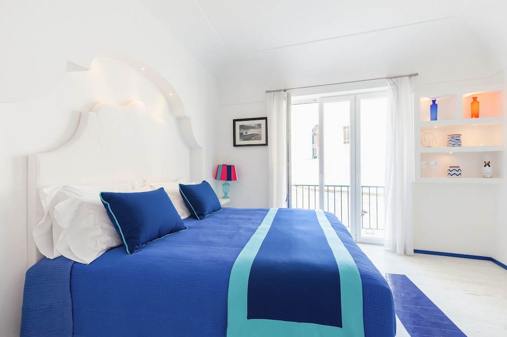 Twin Suites — Capri — photo 4