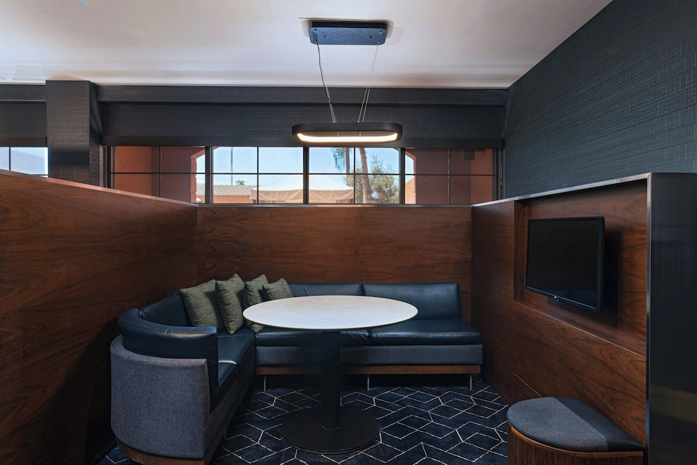 Courtyard by Marriott Scottsdale Old Town - photo 3