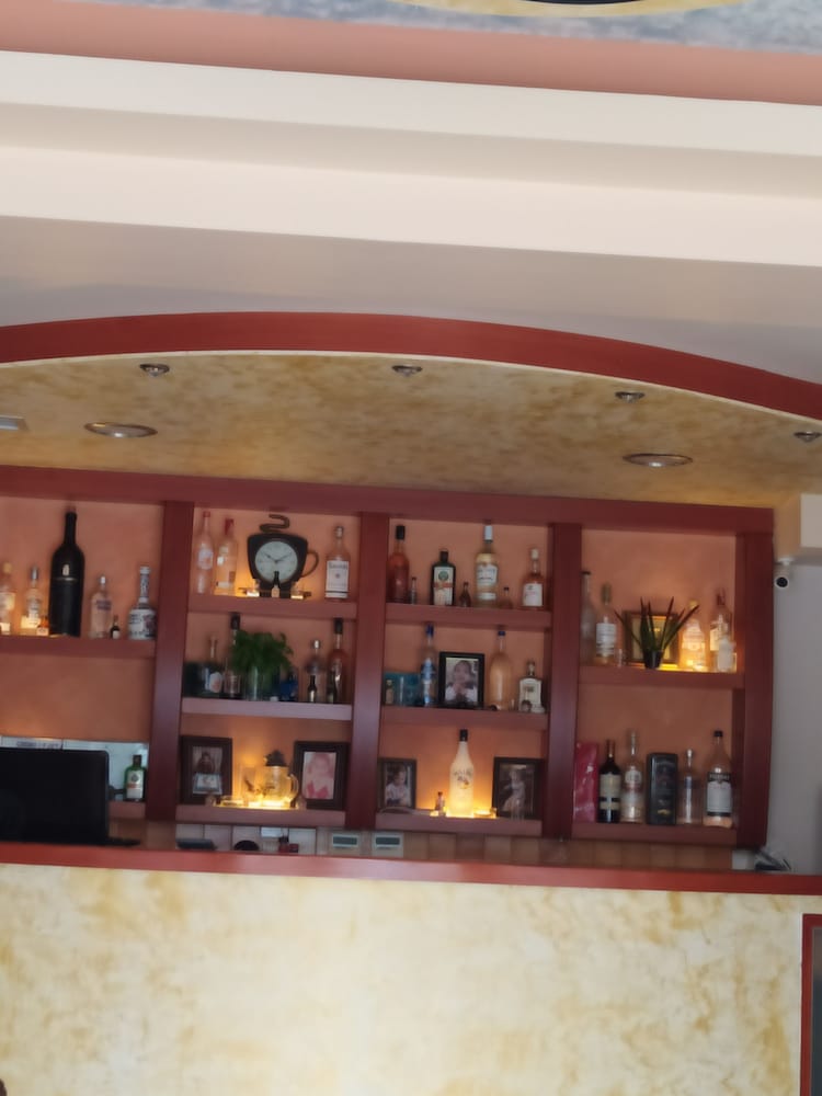 Hotel Chicago in Sarande, Albania