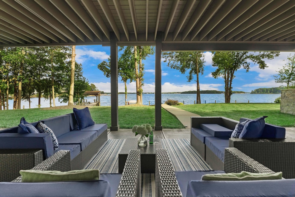 Lake Norman Getaway - photo 85