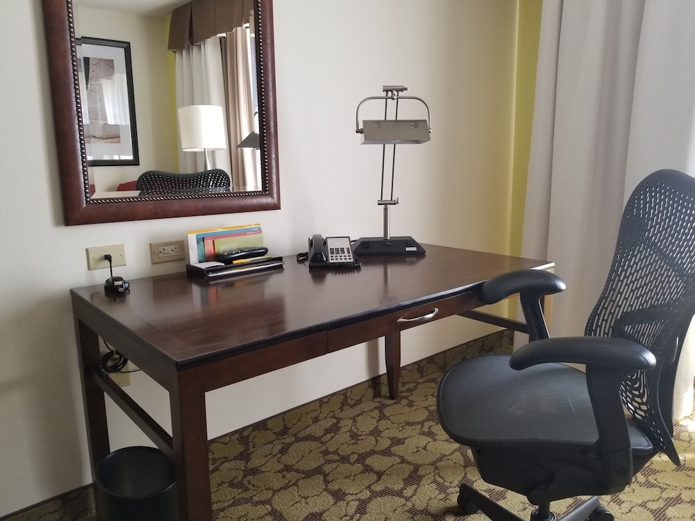 Hilton Garden Inn Oxnard Camarillo - photo 34