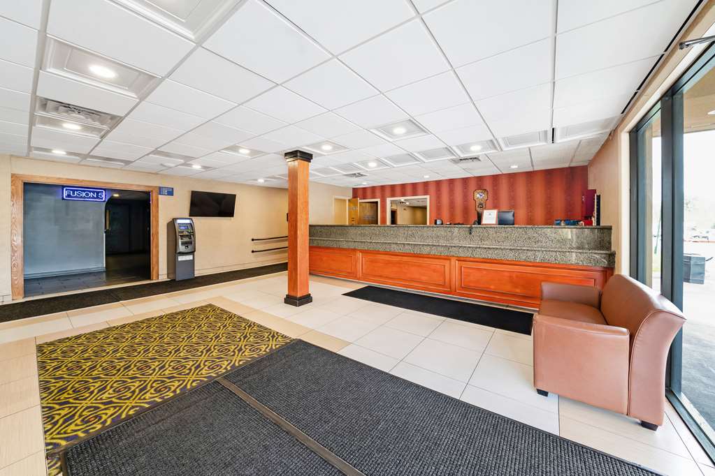 Americas Best Value Inn Foxboro - photo 14