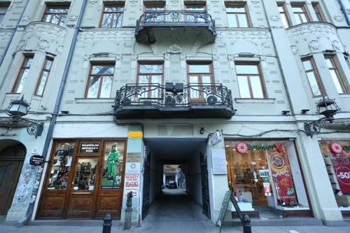 Luky apartment on Rustaveli Ave.