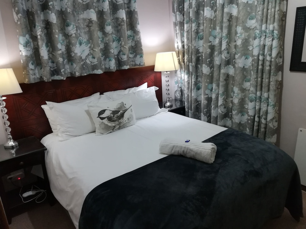 1 on Ross in Grahamstown, South Africa