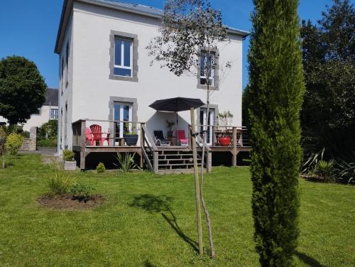 Maison de Kerangall Brest Appartement Jardin Et Parking — 4-Star Luxury Hotel in Brest, France