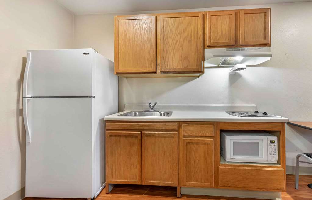 Extended Stay America Select Suites Shreveport Airport - photo 31