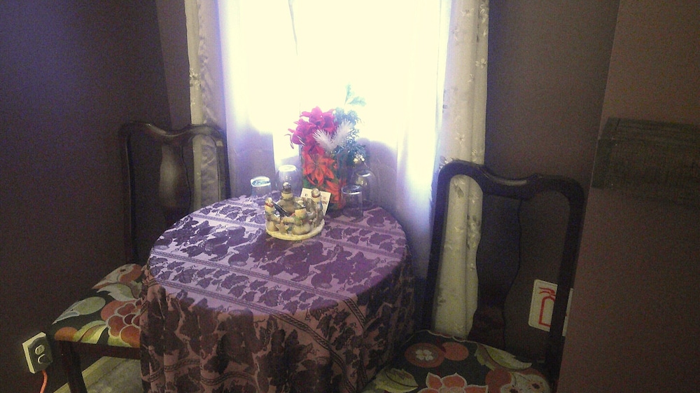 Lil Black Bear Inn - photo 28
