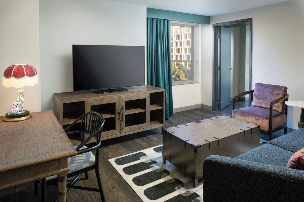 Hotel Tonnelle New Orleans A Tribute Portfolio Hotel By Marriott - photo 22