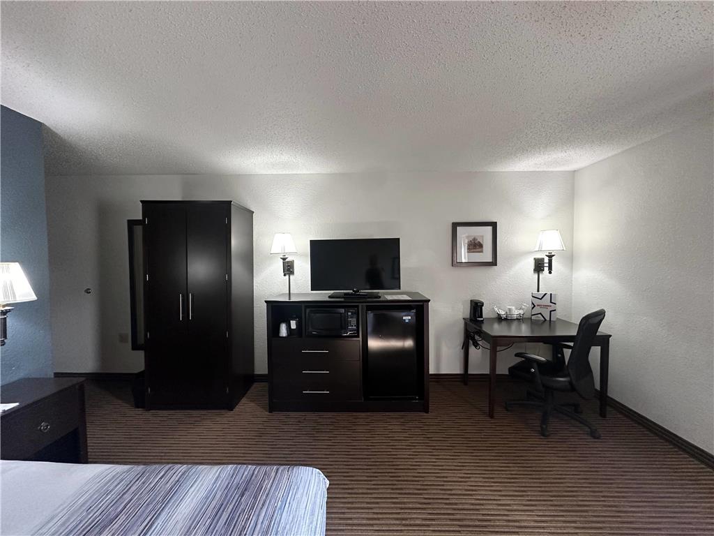 AmericInn by Wyndham Menominee - photo 32