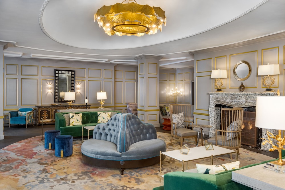 The Alexandrian Old Town Alexandria Autograph Collection - photo 5