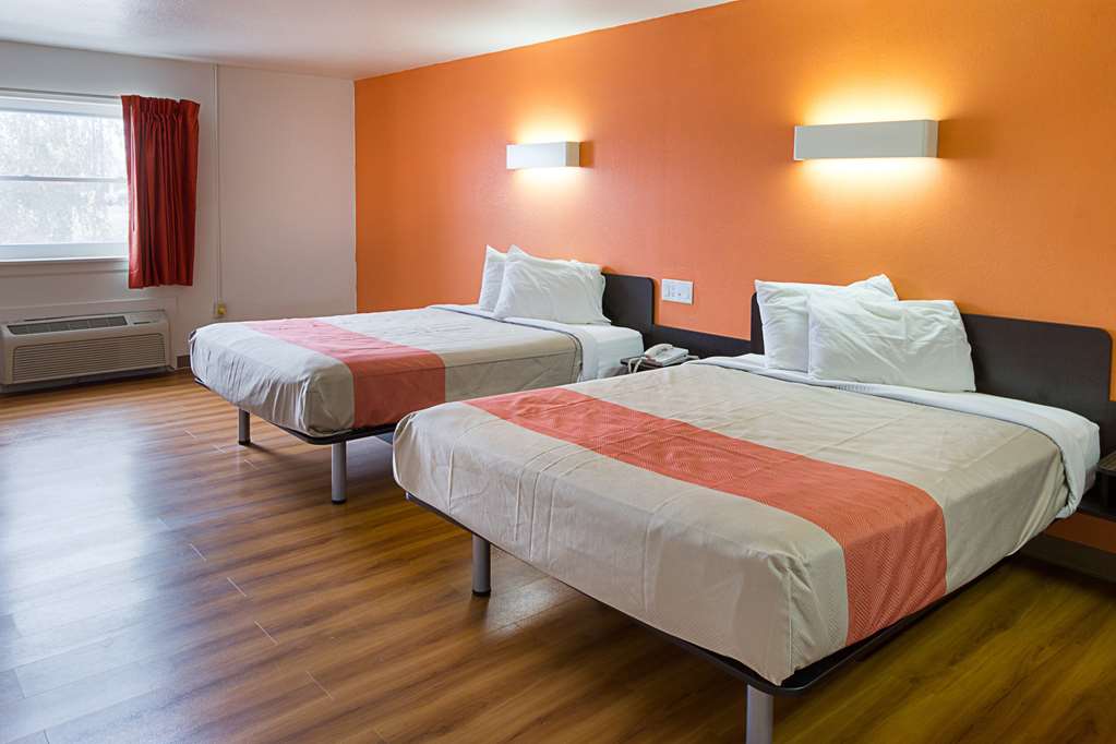 Motel 6 Sidney OH - photo 11