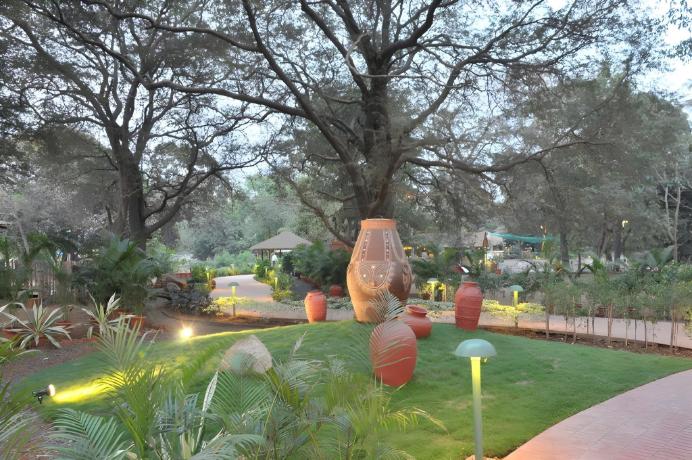 Sai Palace Hotel & Gardens Mira Road