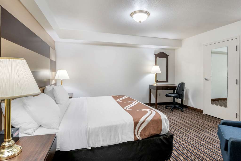 Quality Inn Central Roseburg - photo 3