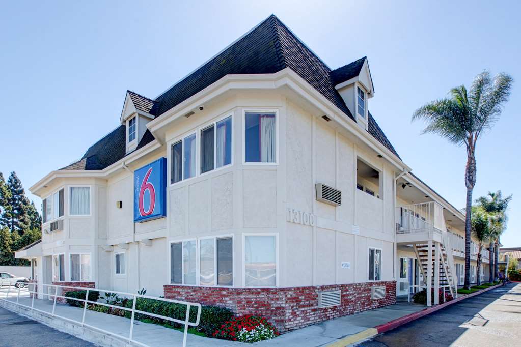 Motel 6 Westminster CA North - photo 2