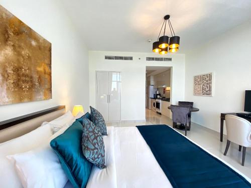 Lux Bnb Studio Ghalia Jvc — 4-Star Luxury Hotel in Dubai, United Arab Emirates