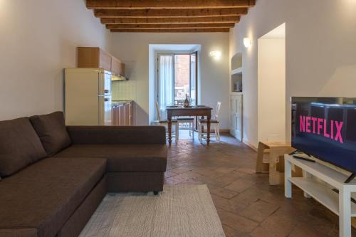 Milano Darsena Navigli C'era Una Volta Una Casa — 4-Star Luxury Hotel in Milan, Italy