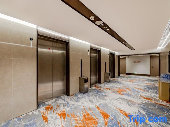 Mehood Hotel Fuyang Shuangqingwan Water Street in Fuyang, People's Republic of China