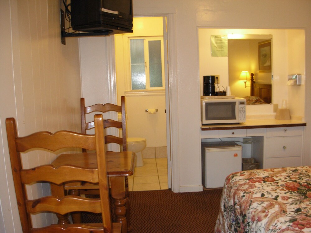 Jumping Frog Motel - photo 17