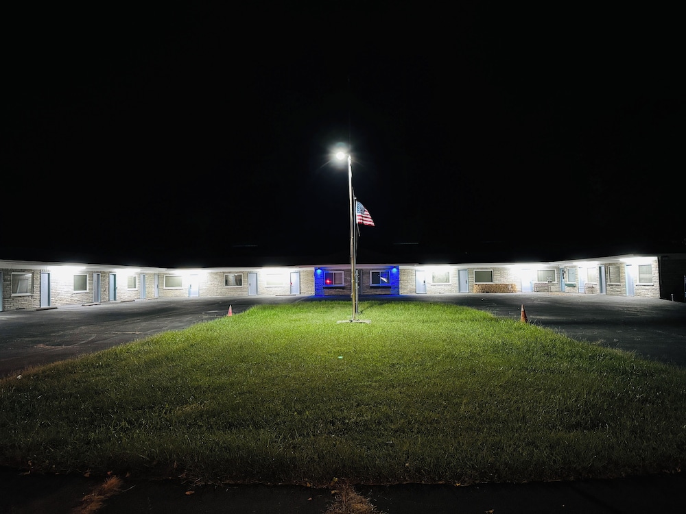 Royal Inn in Olney, United States