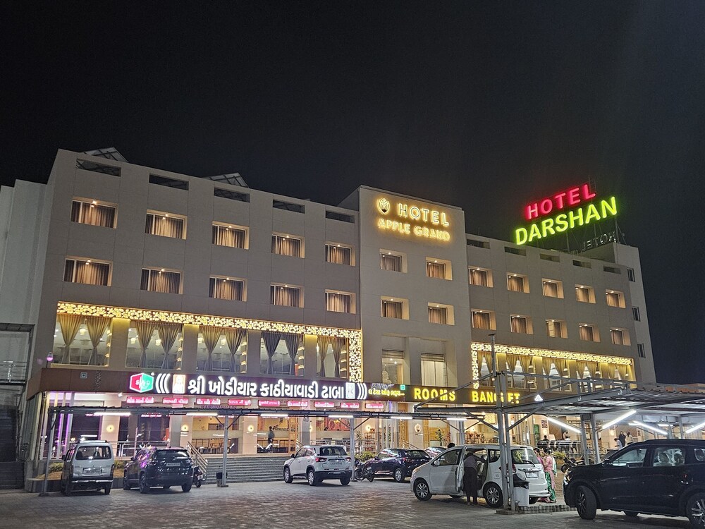 Hotel Grand Darshan Vadodara in Vadodara, India