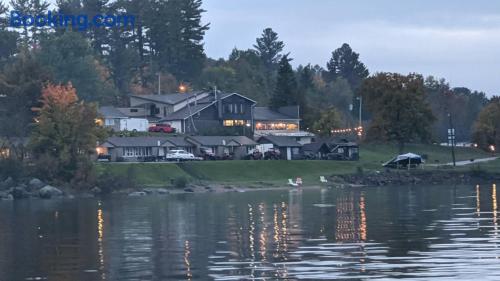 Valois' Motel & Restaurant — hotel in Mattawa