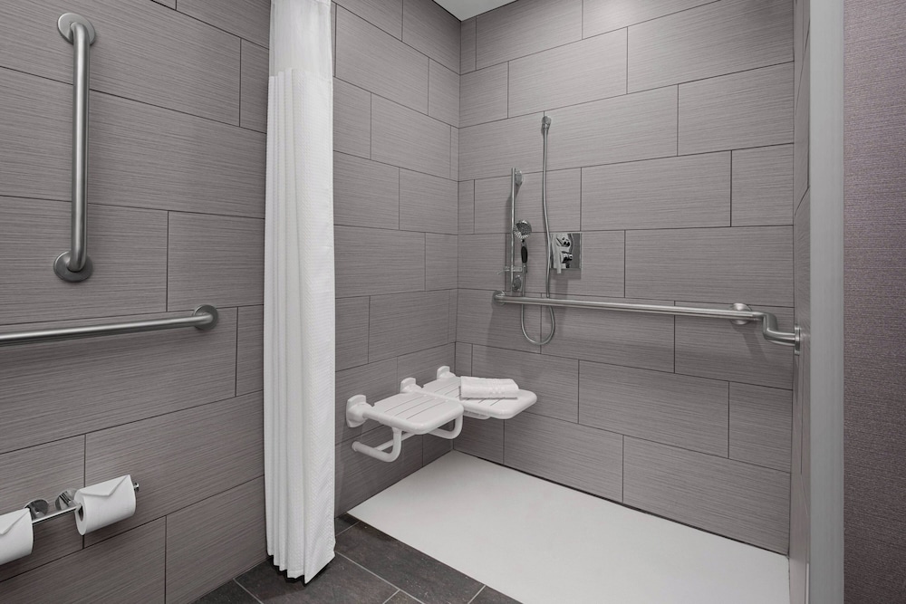 Courtyard by Marriott Houston I 10 West Memorial - photo 15