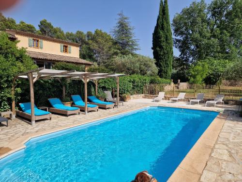 Mas les Heures Bleues in Lorgues, France