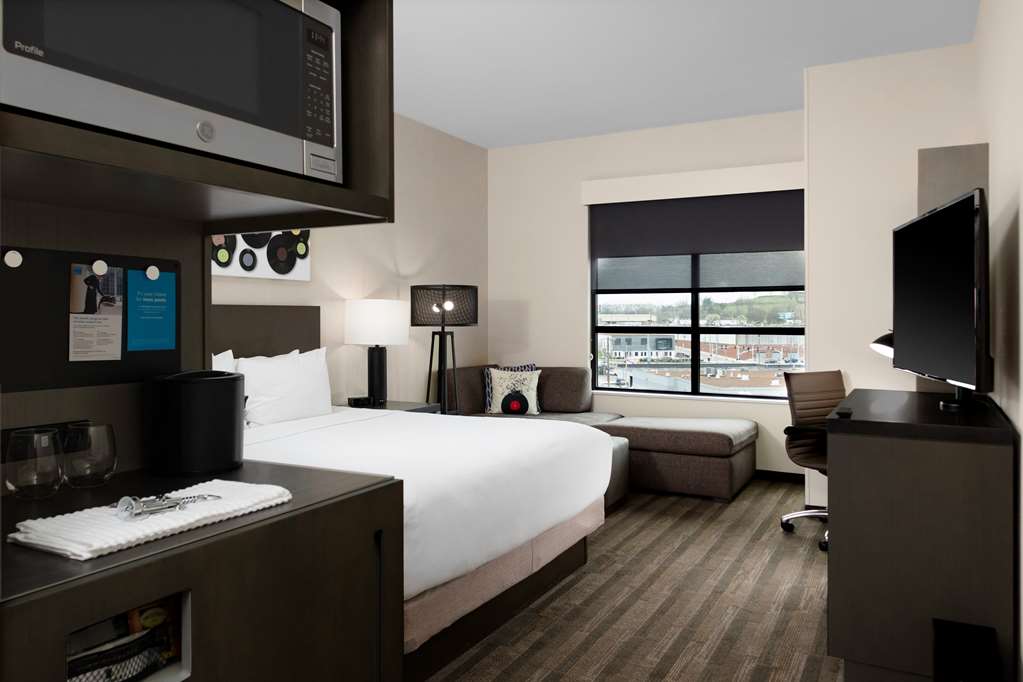 Hyatt House Nashville Downtown Convention Center - photo 14