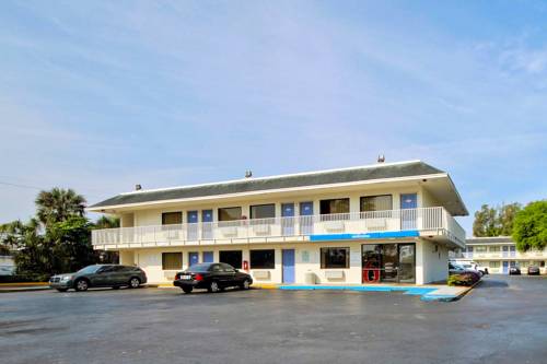 Travelodge By Wyndham Pompano Beach — hotel in Pompano Beach