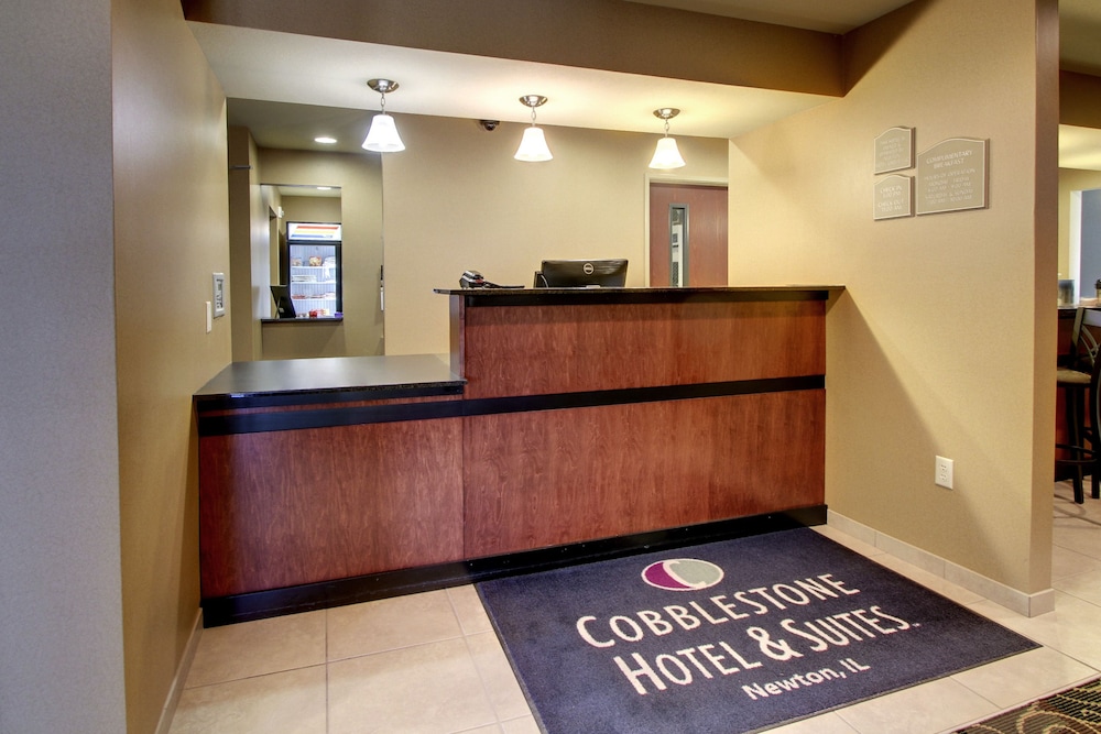 Cobblestone Hotel & Suites Newton - photo 5