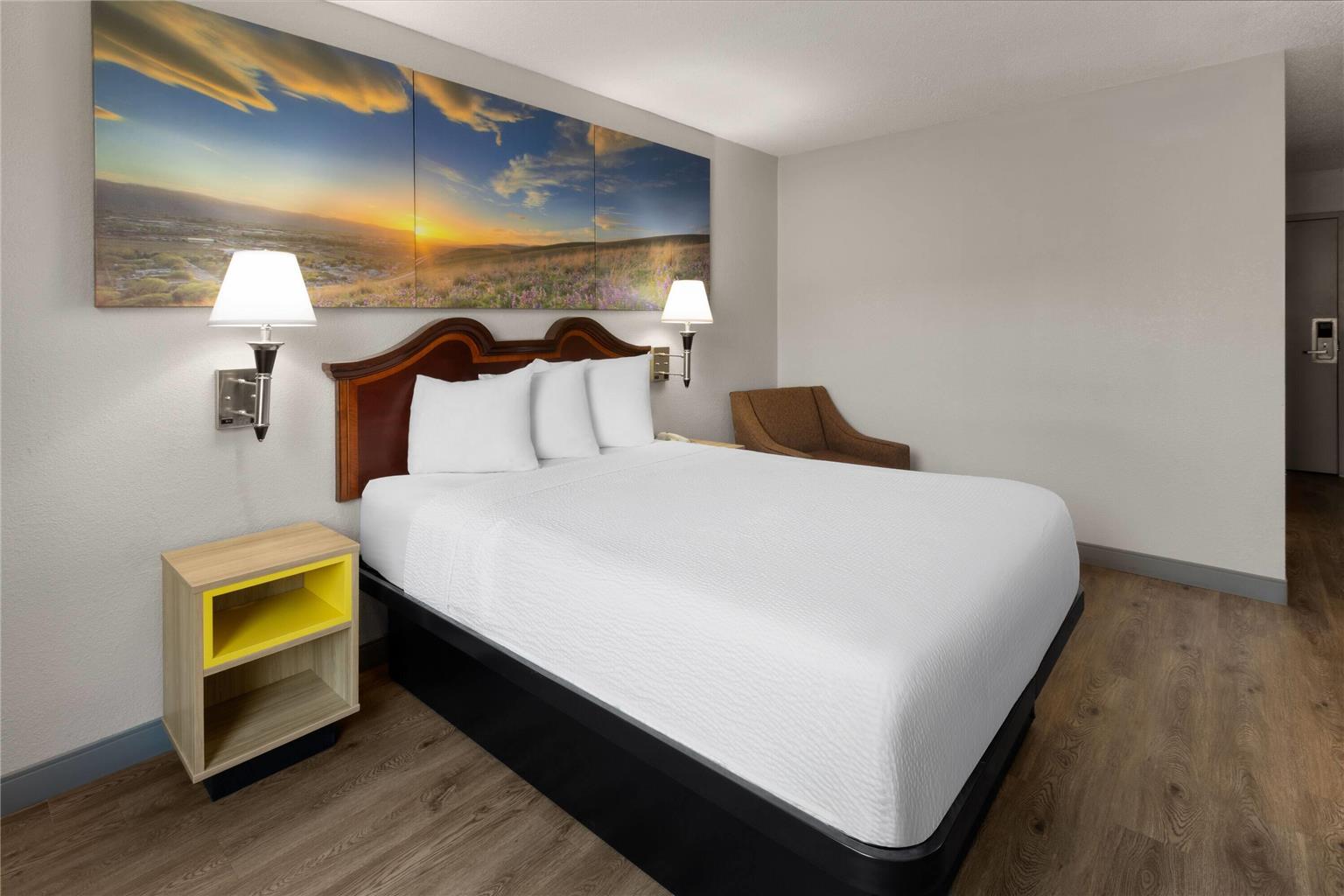 Days Inn by Wyndham Cambridge - photo 16
