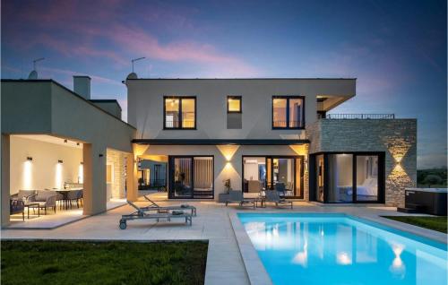 Villa Estate — 5-Star Luxury Hotel in Brtonigla, Croatia