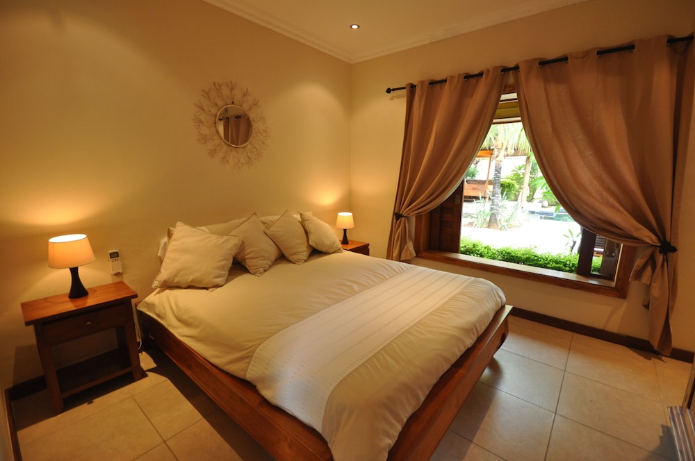 Oasis Villas by Fine & Country — Grand Baie — photo 4