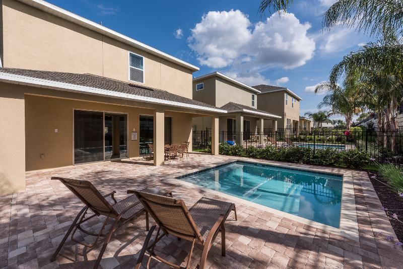Encore Resort Vacation Homes & Waterpark - photo 14