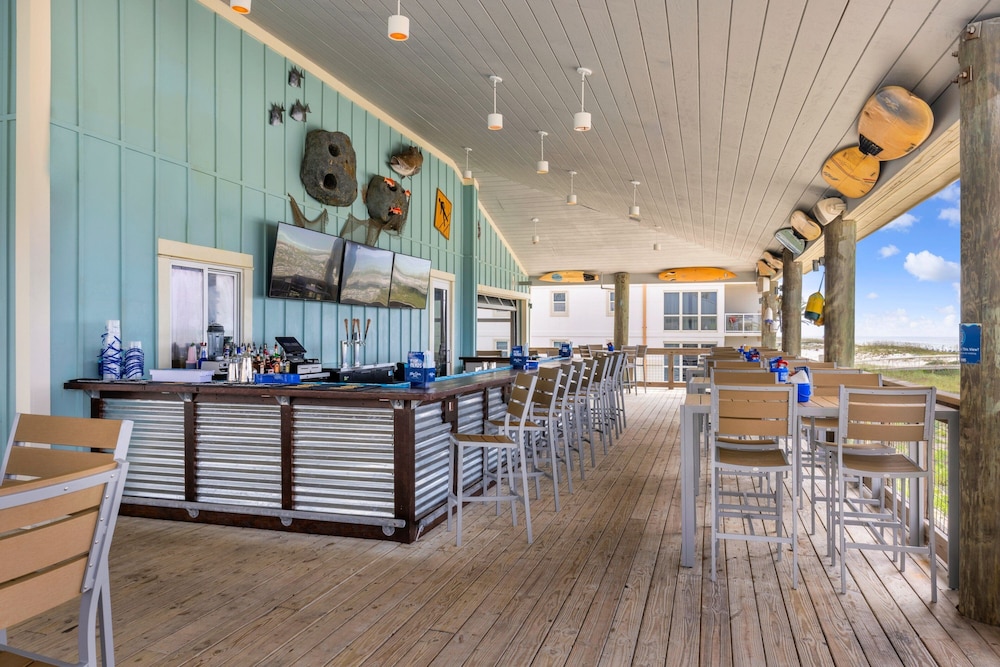 Days Inn Pensacola Beachfront - photo 64