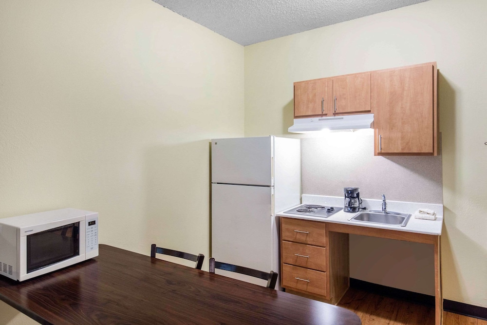 Hawthorn Extended Stay by Wyndham Lewisville - photo 25